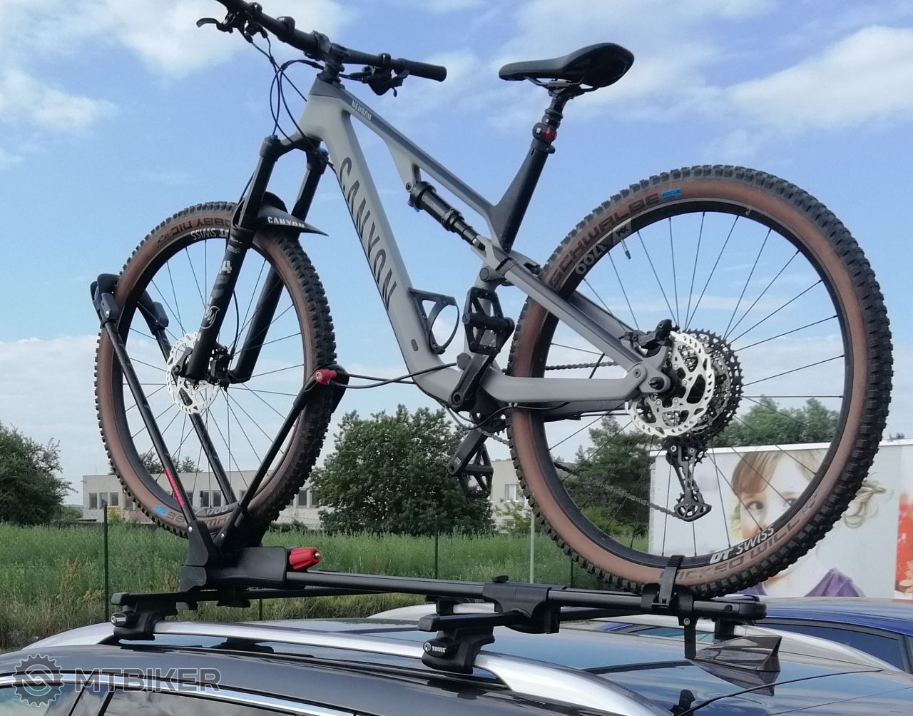 Thule Freeride 530 - Strešné nosiče na bicykle - MTBIKER bazár