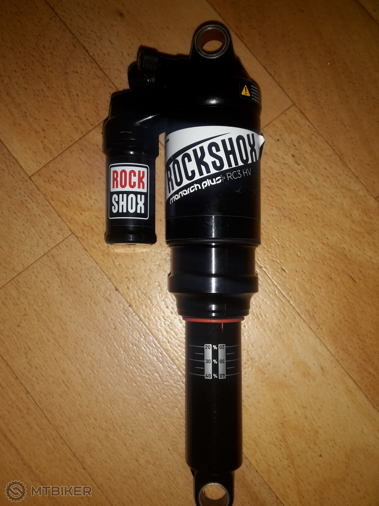 Rockshox monarch best sale plus rc3 222x66