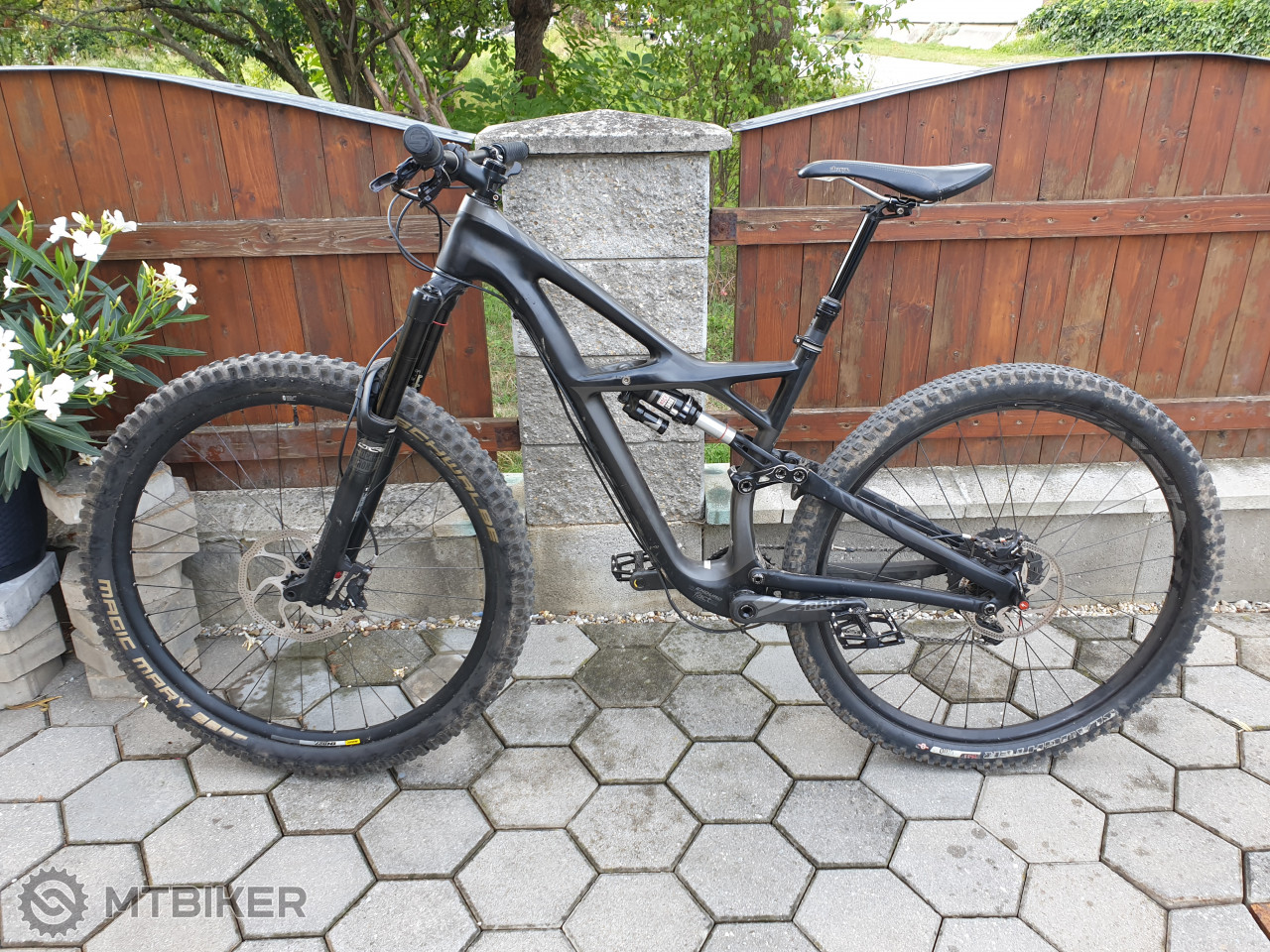 Specialized enduro expert discount carbon 29 2014