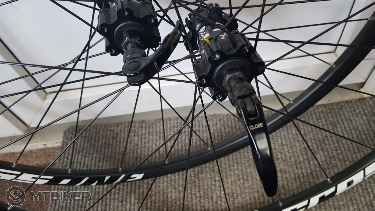 mavic cross one disc