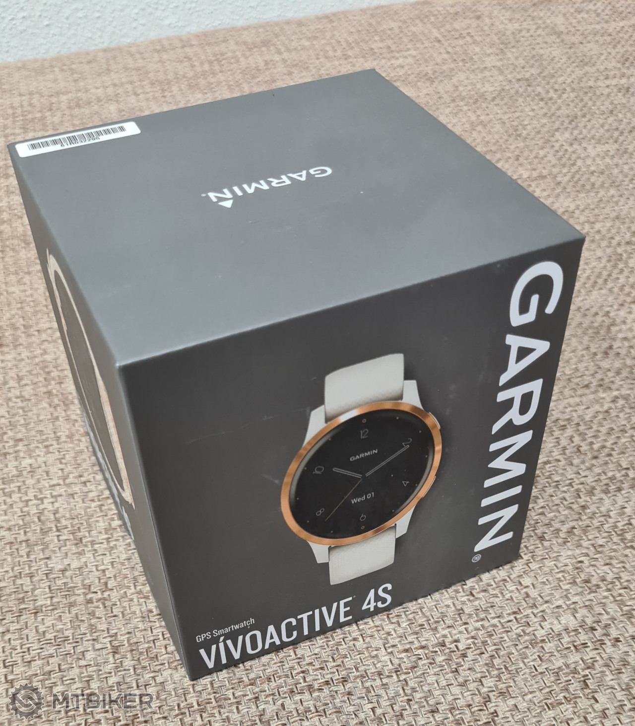 Vivoactive 4S White/Rose Gold, čistonové - Sportovní hodinky pro