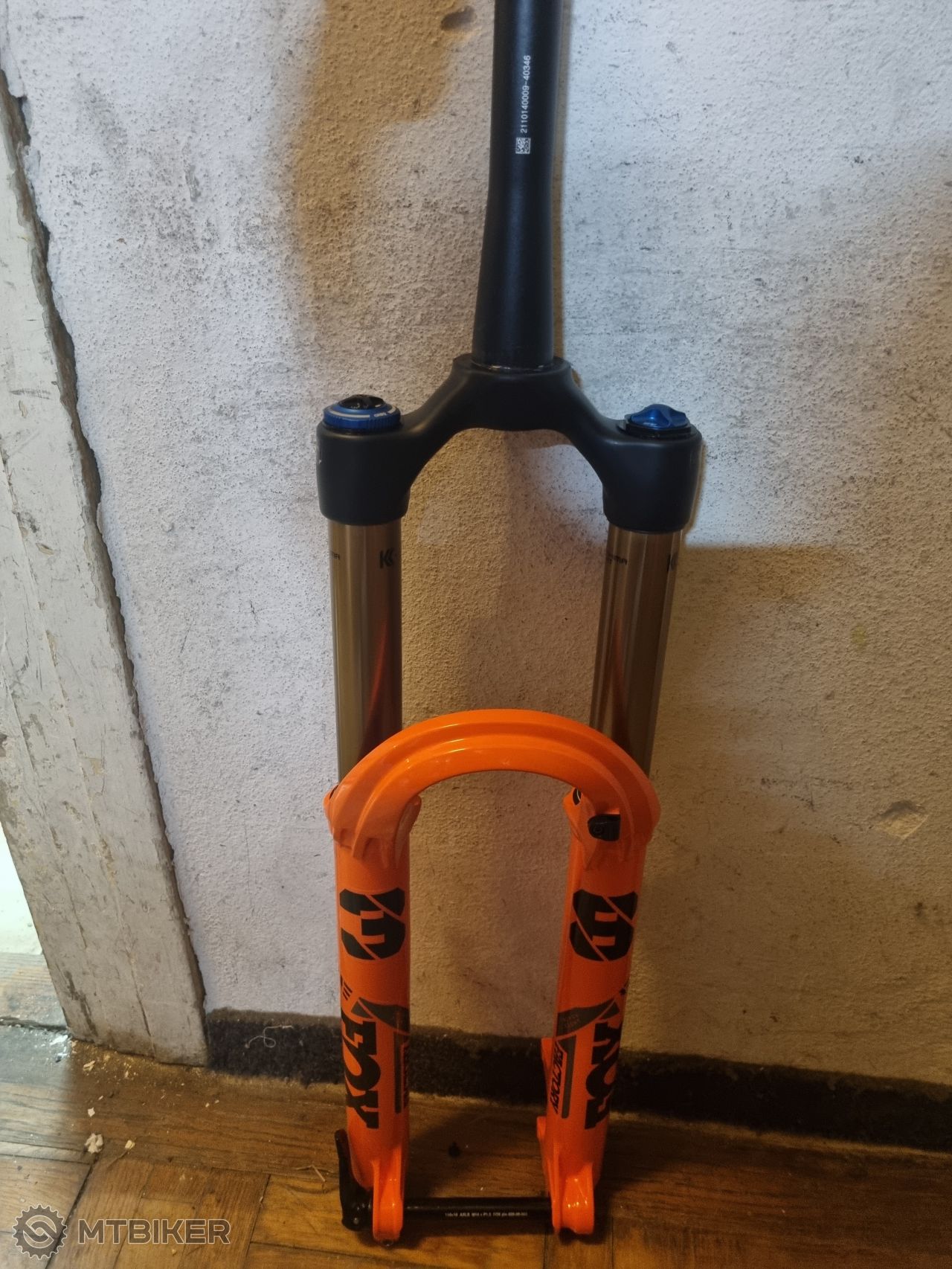 Fox Factory Grip Odpru En Vidlice Na Bicykle Mtbiker Baz R