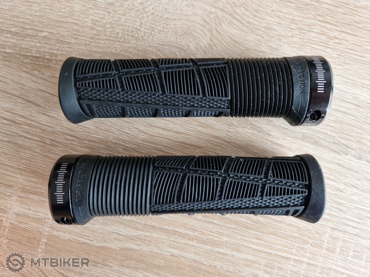 cube bike grips