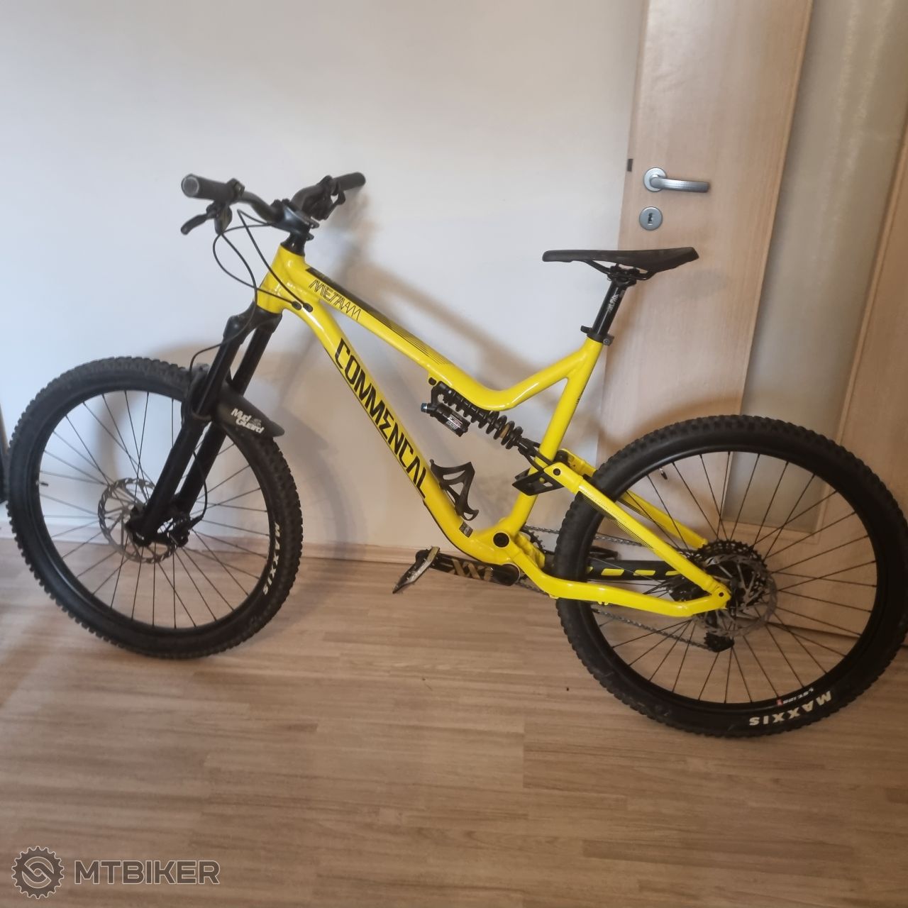 Commencal meta yellow hot sale