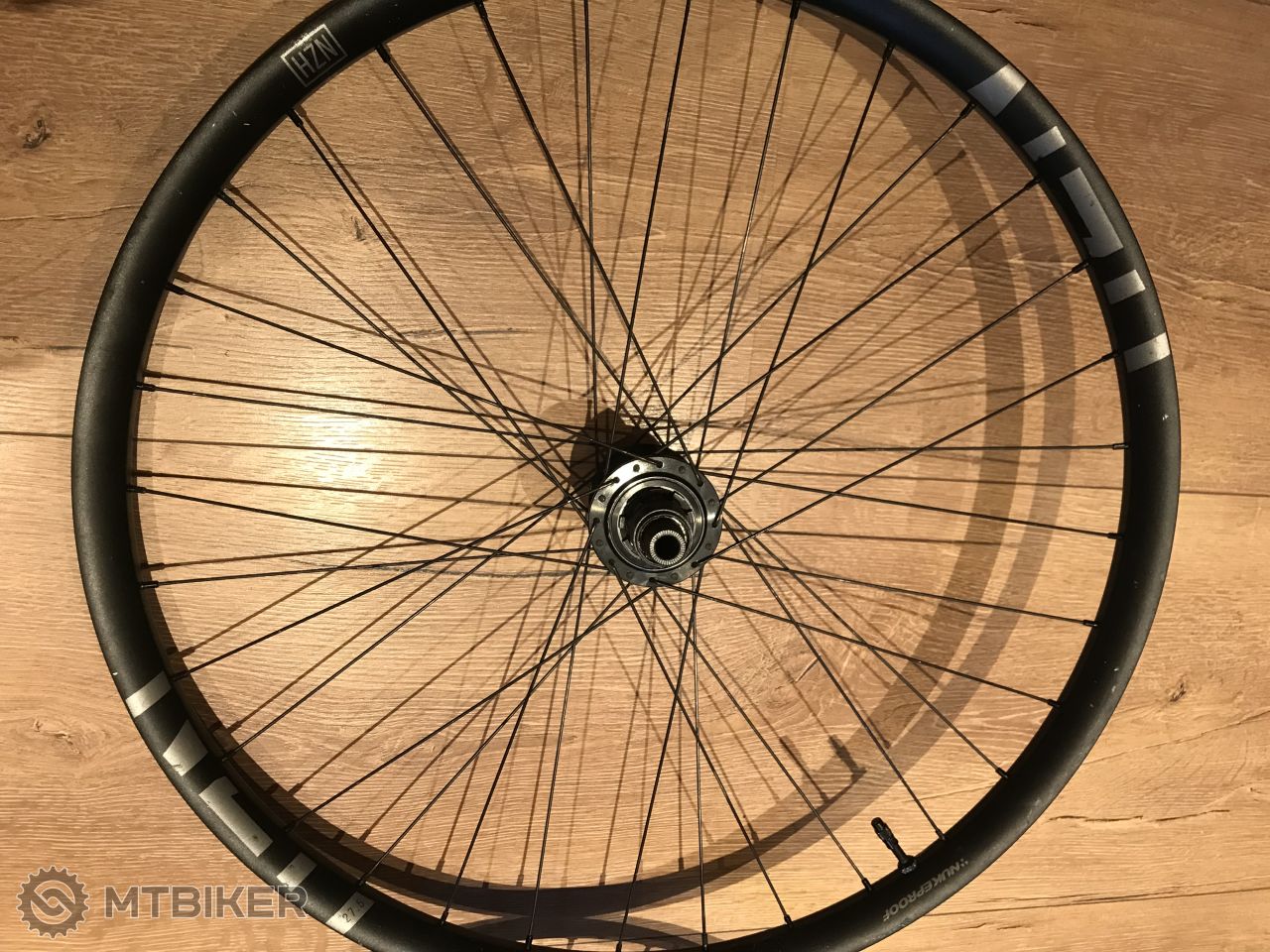 nukeproof horizon rear hub