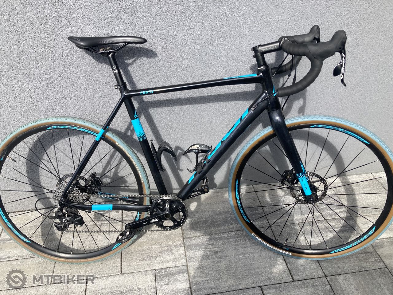 Fuji cross 1.3 outlet cyclocross bike 2019