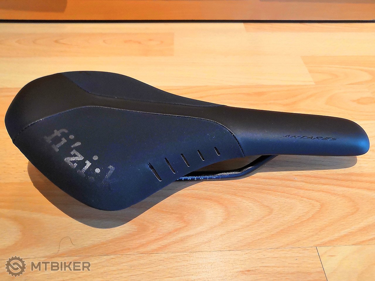 fizik antares r7 price