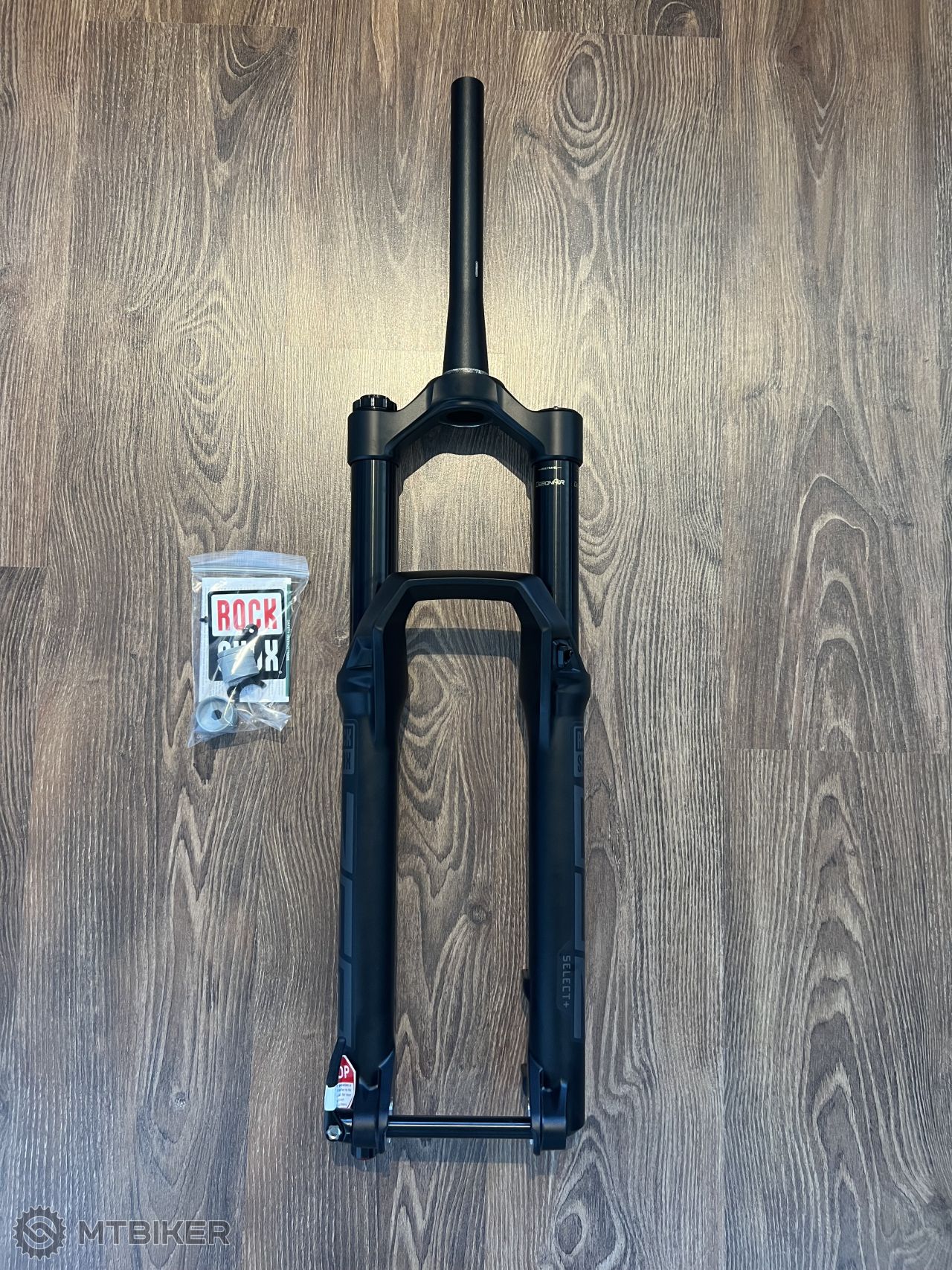 Nova 2023 Rock Shox Zeb Select 29 170mm Charger 3 Rc2 Odpružené