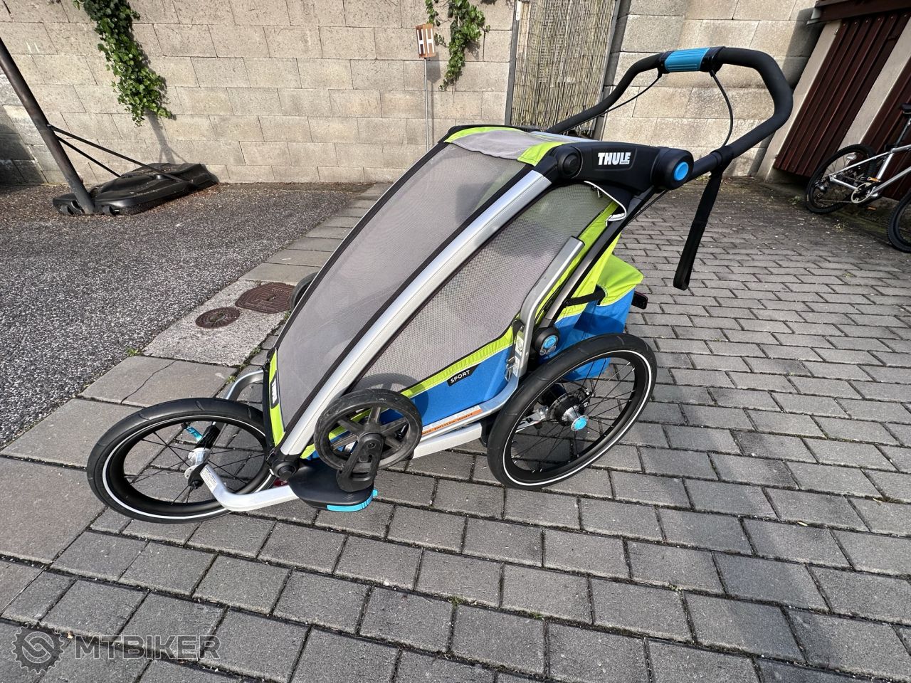 thule chariot alternative