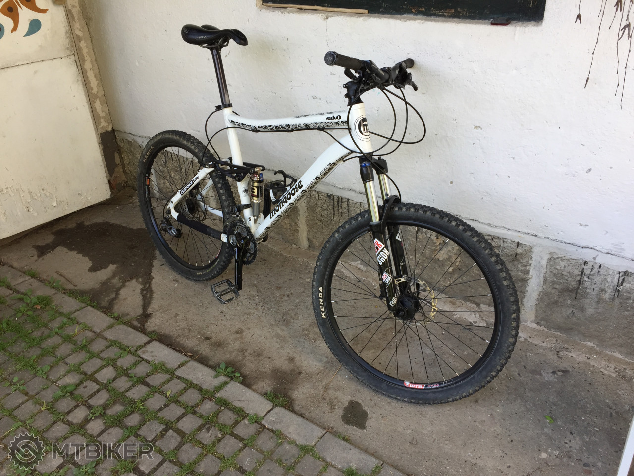 mongoose salvo comp 26