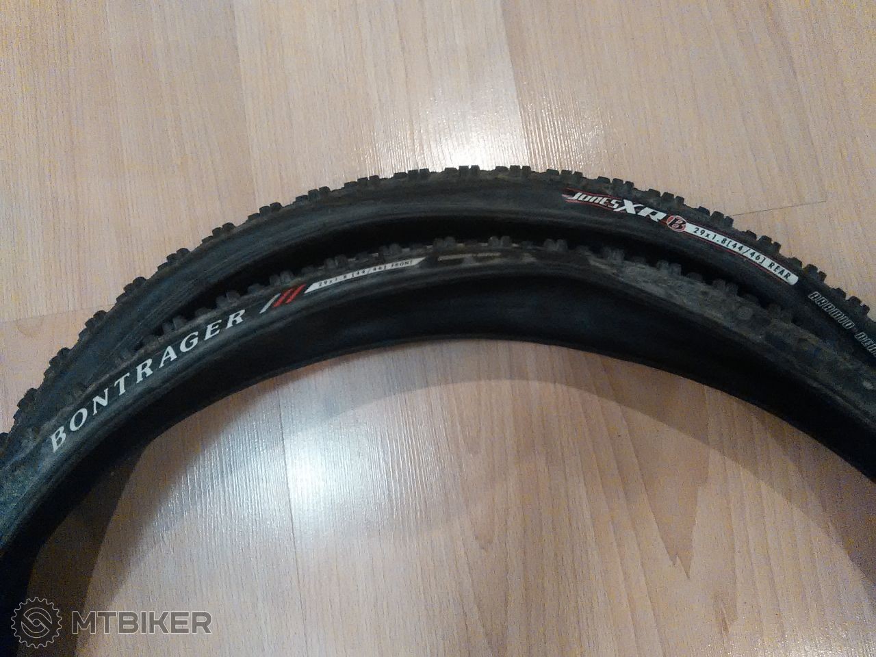 Bontrager jones xr 26x2 best sale 25 tires