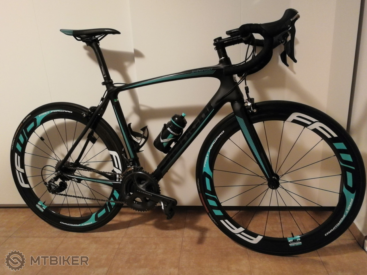 bianchi intenso ultegra weight