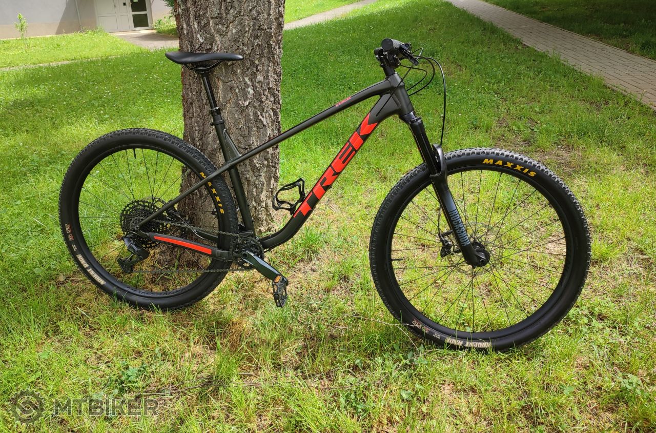 Trek roscoe 8 discount xl