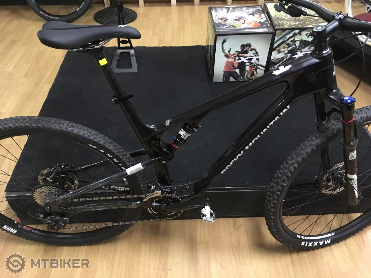 rocky mountain element carbon 30