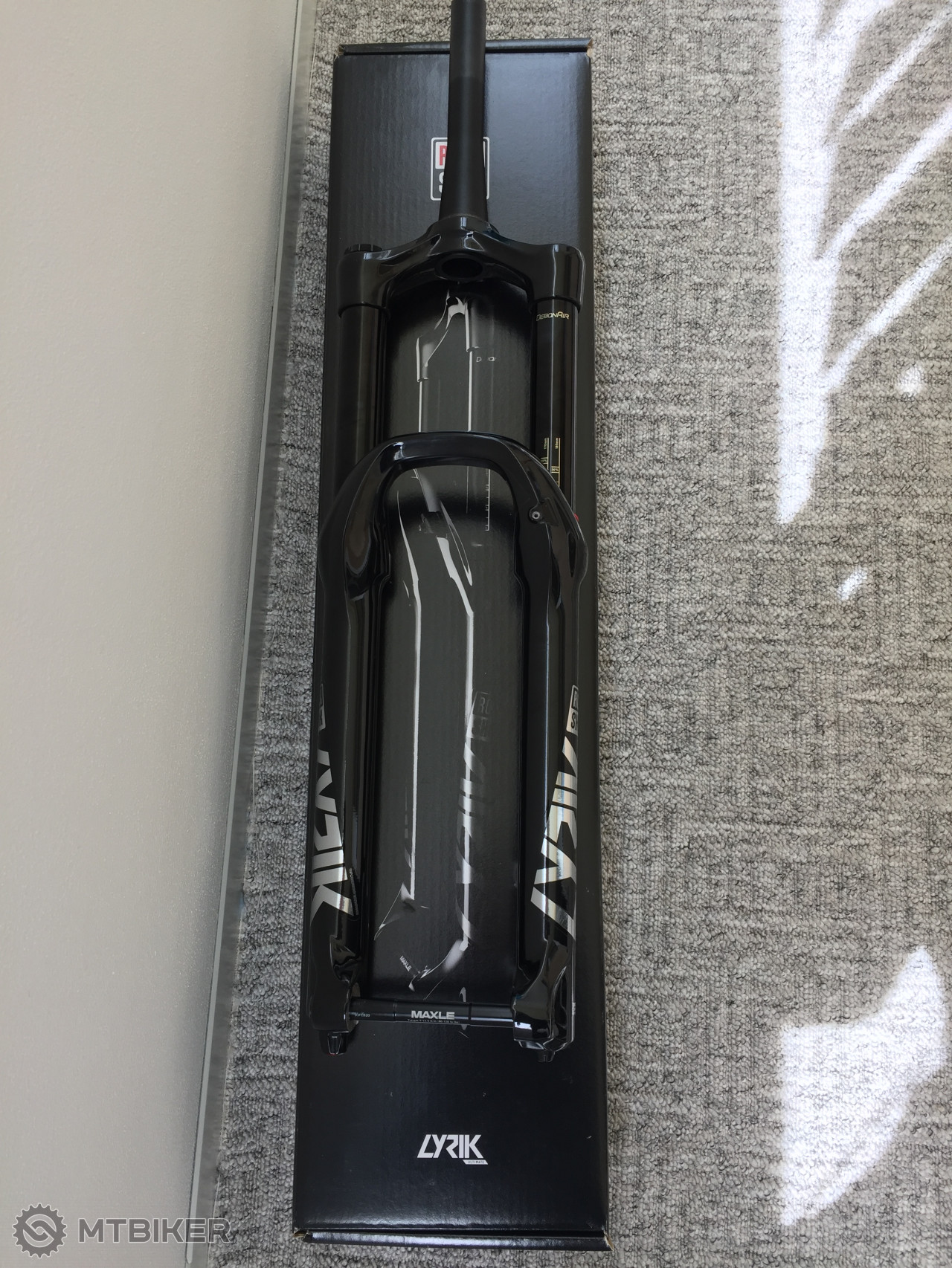 rock shox lyrik rc2dh