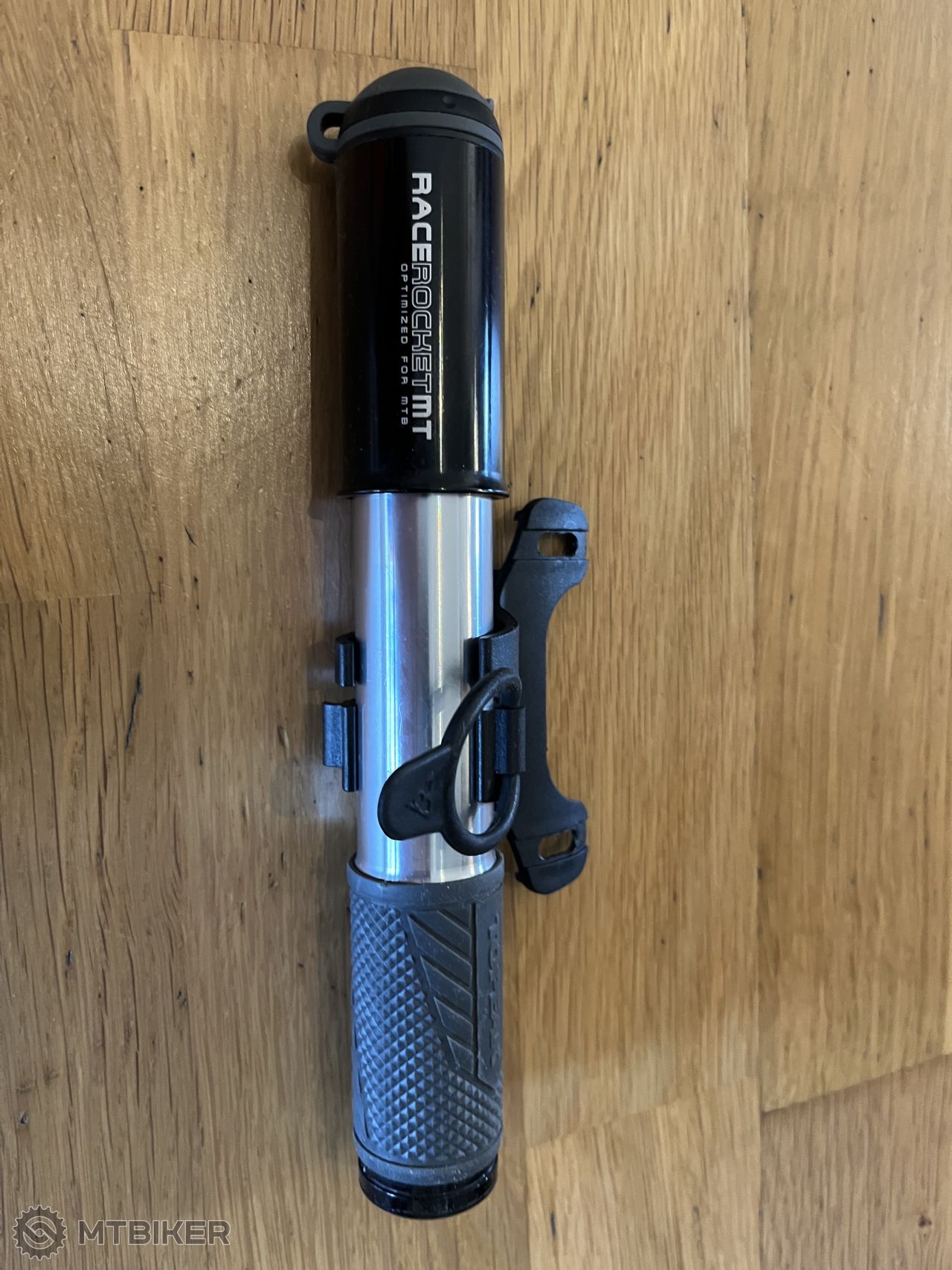 Topeak minihustilka Race Rocket MT čierna Minipumpy MTBIKER bazár