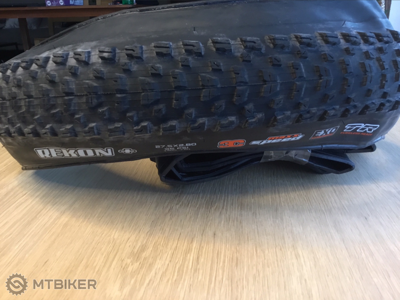 maxxis rekon 27 5x2 8