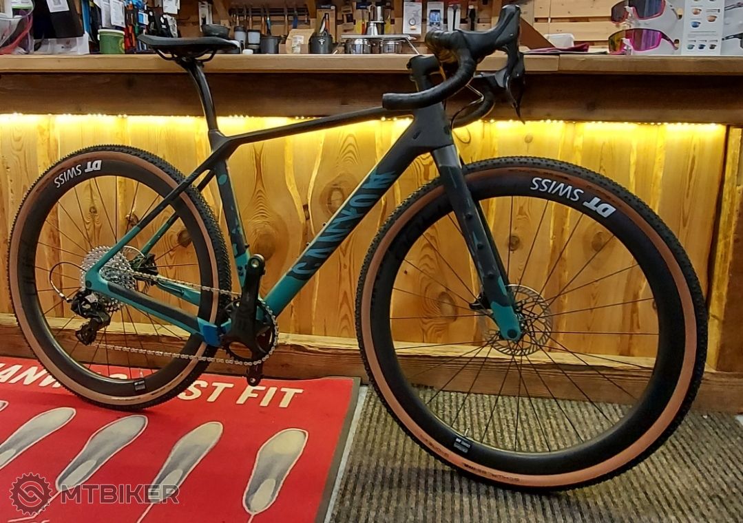 Canyon Grizl CF SLX 8 Ekar Gravel Bicykle A Bicykle Na Cyclokros