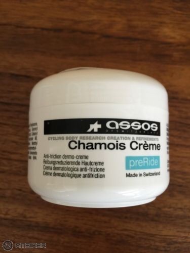 assos chamois krem