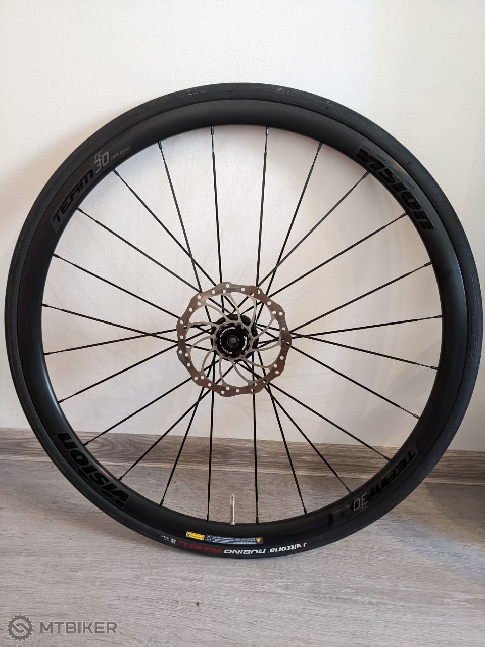 vision kom tl clincher wheelset