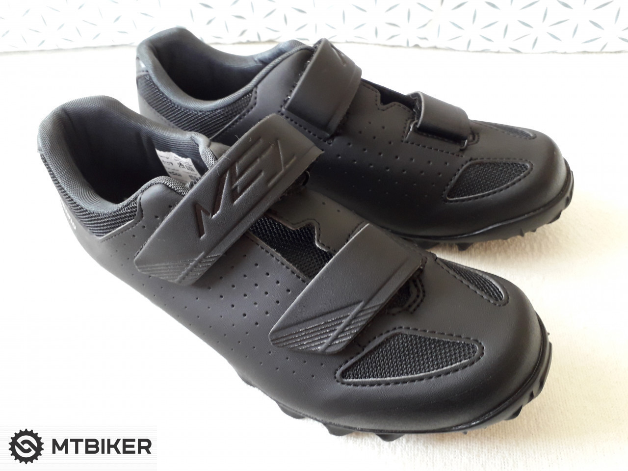shimano me100 spd mtb shoes