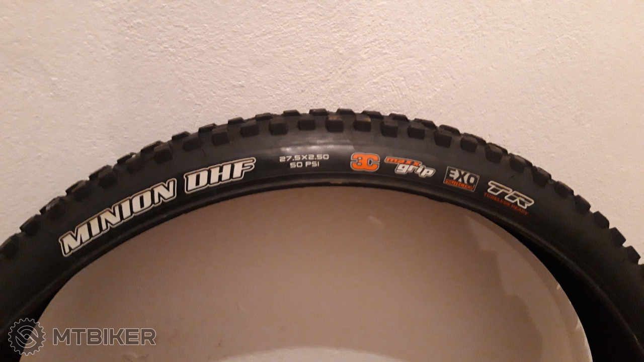 maxxis dhf 26 2.3