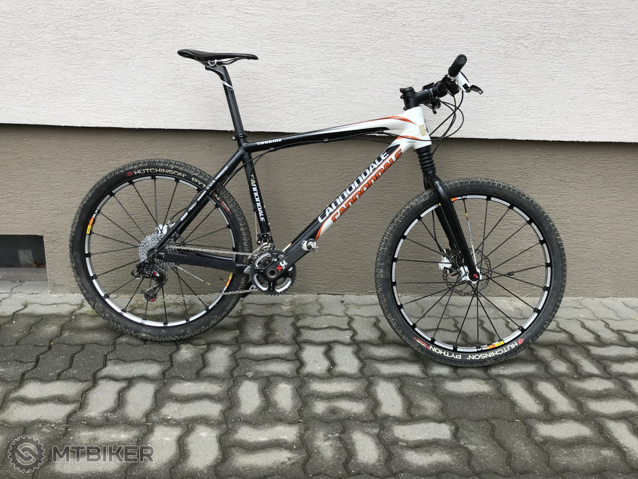 cannondale taurine carbon 26