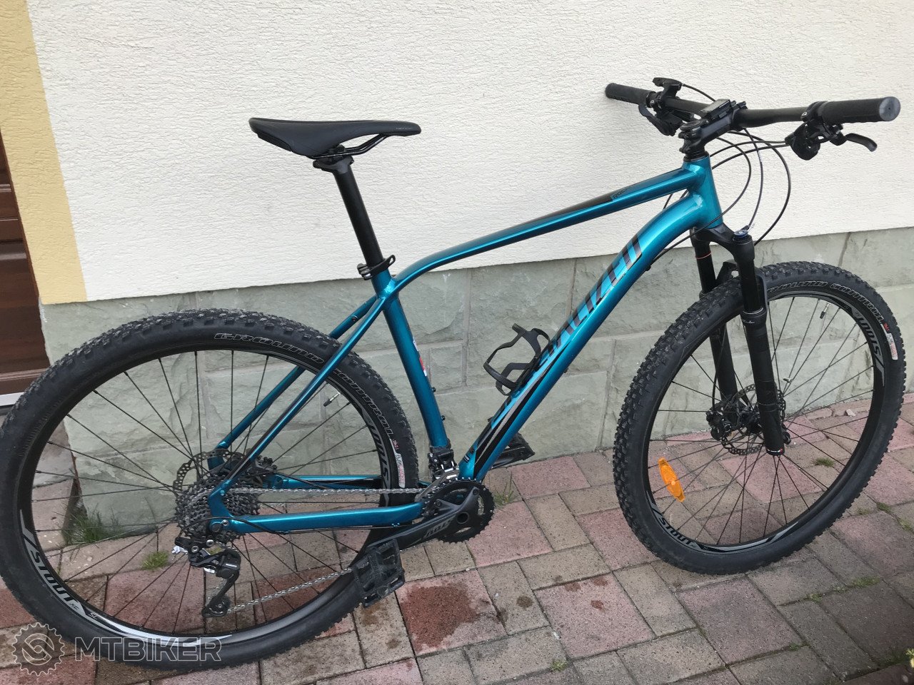 specialized rockhopper pro 2009