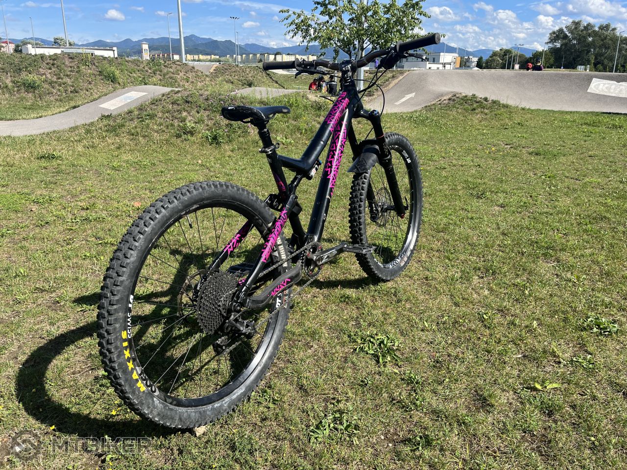 commencal meta purple
