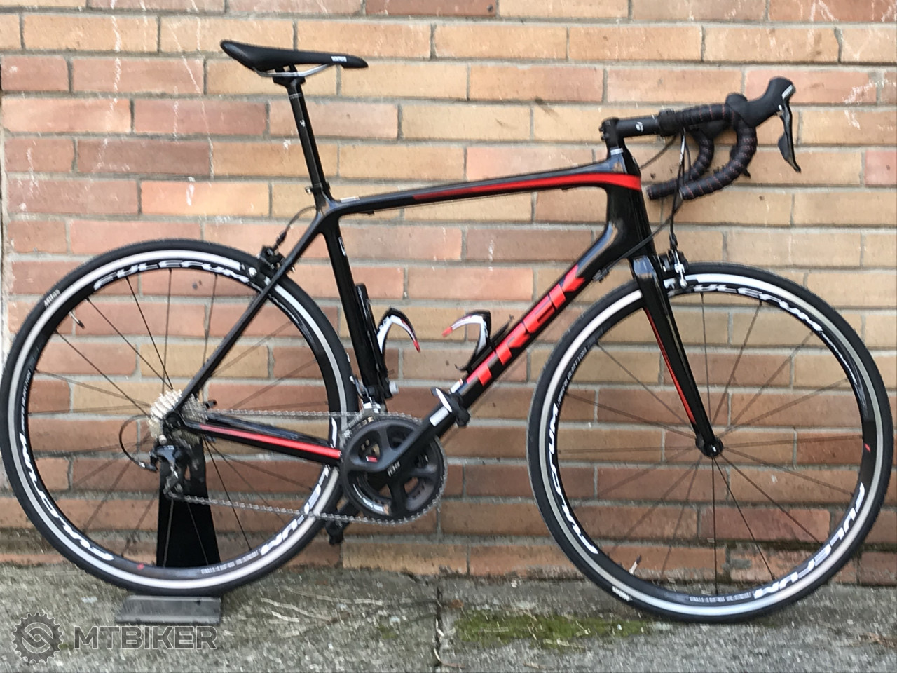 Trek Ãmonda S 5 17 Äierna/ÄervenÃ¡, velkost 58 - CestnÃ© bicykle - MTBIKER bazÃ¡r