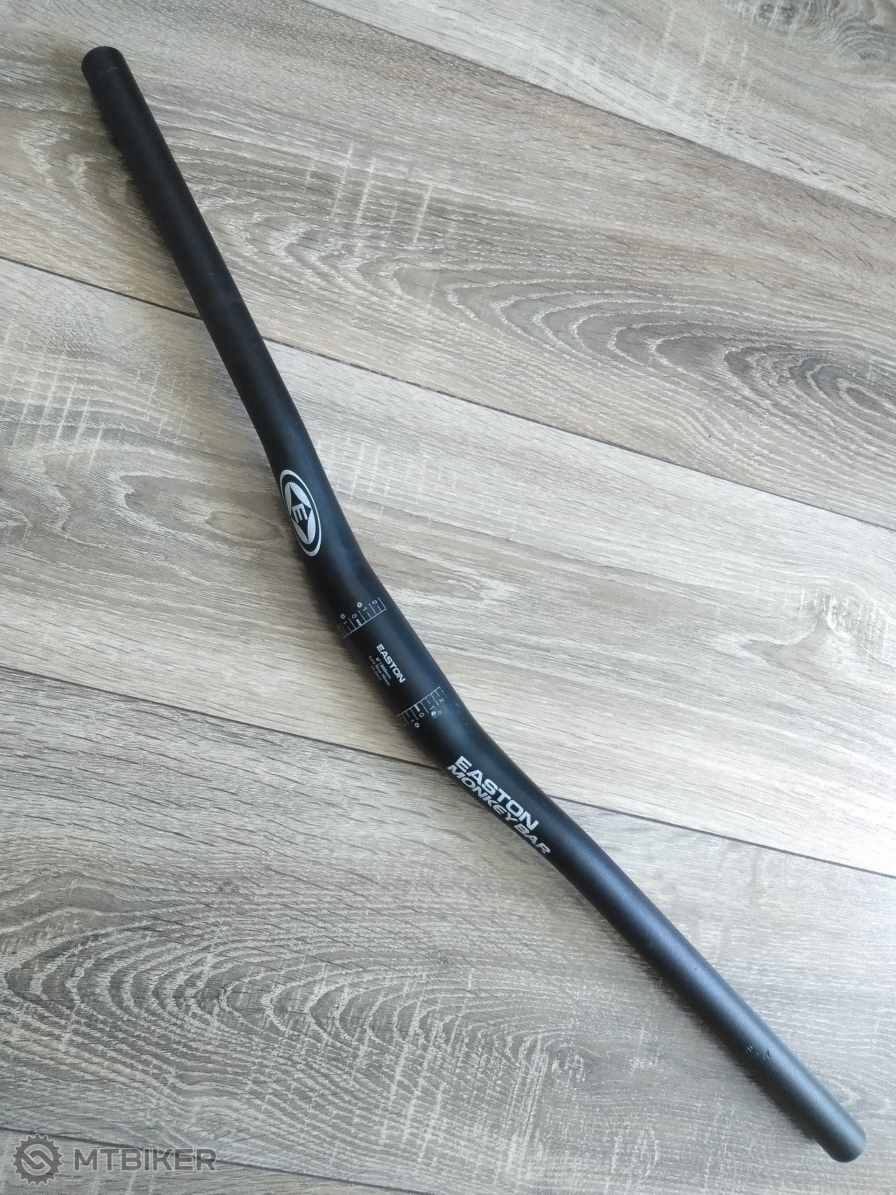 easton monkey bar ea70