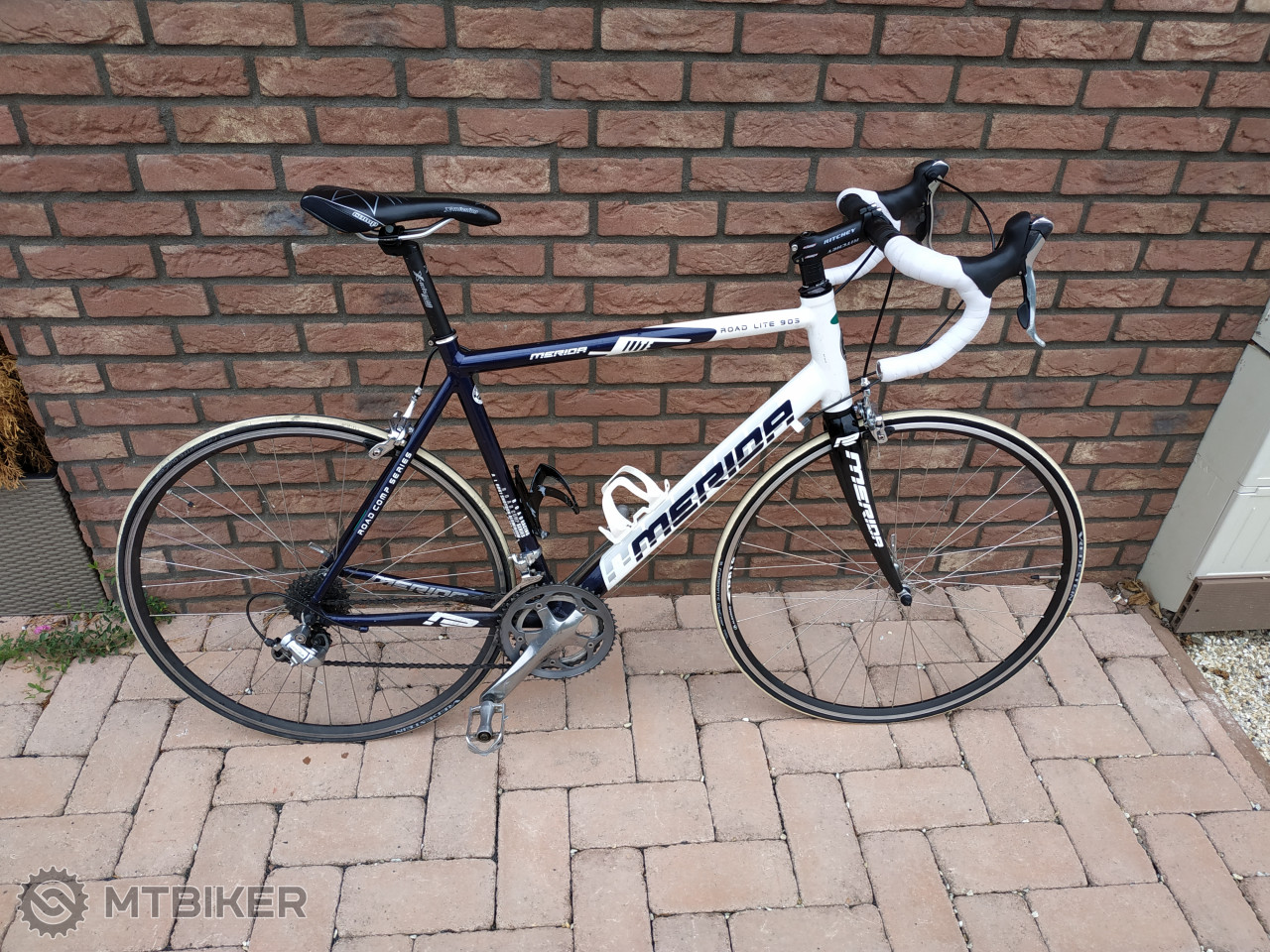 merida lite road bike