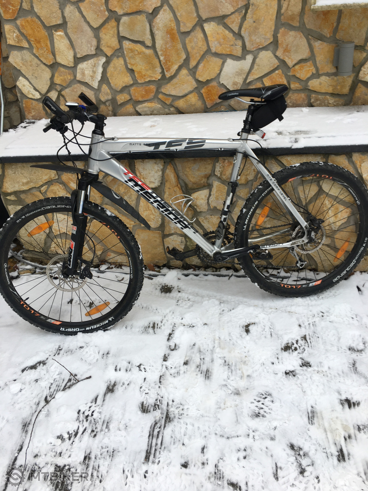 mtb merida tfs 300