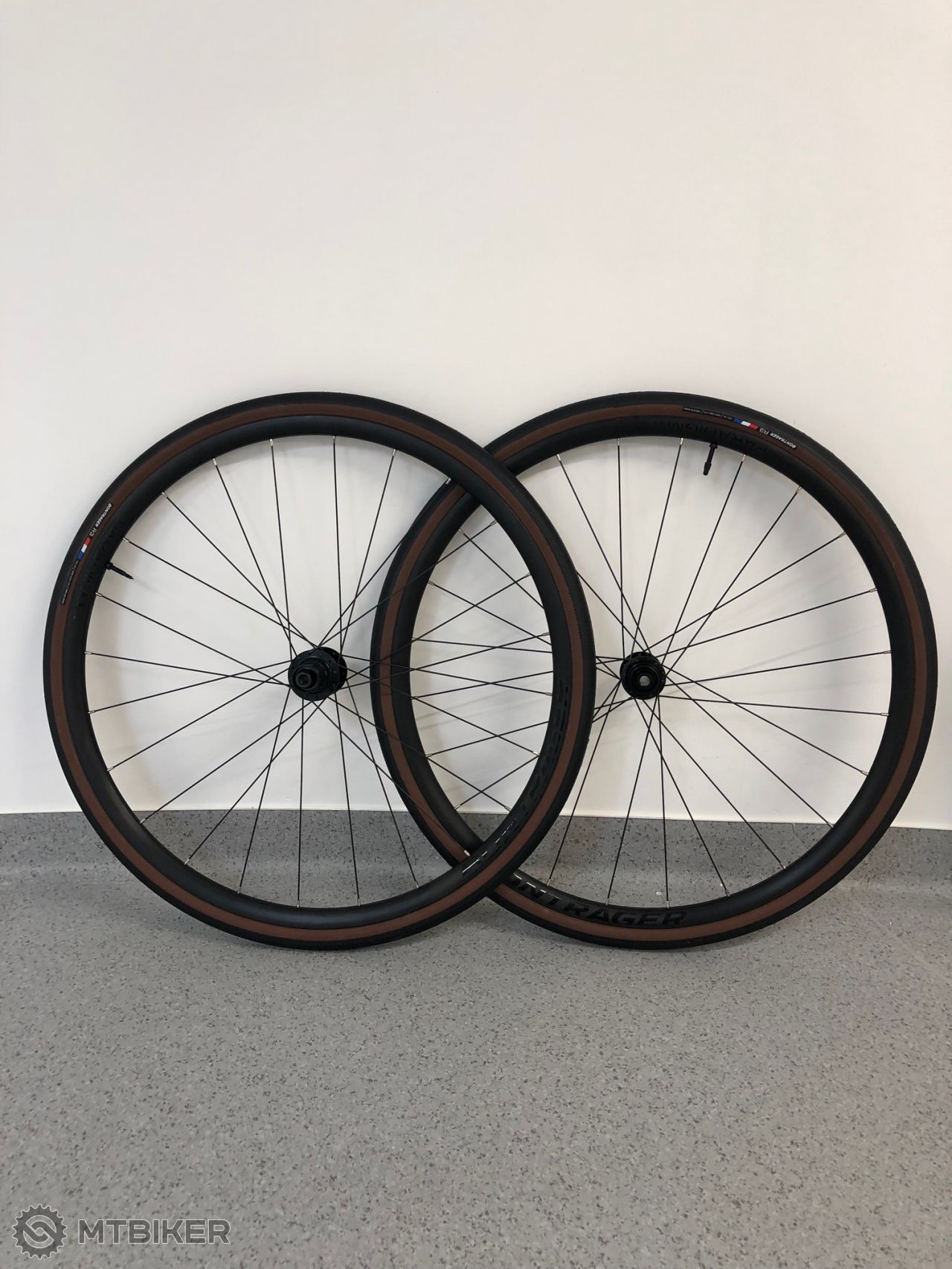 bontrager affinity tlr disc