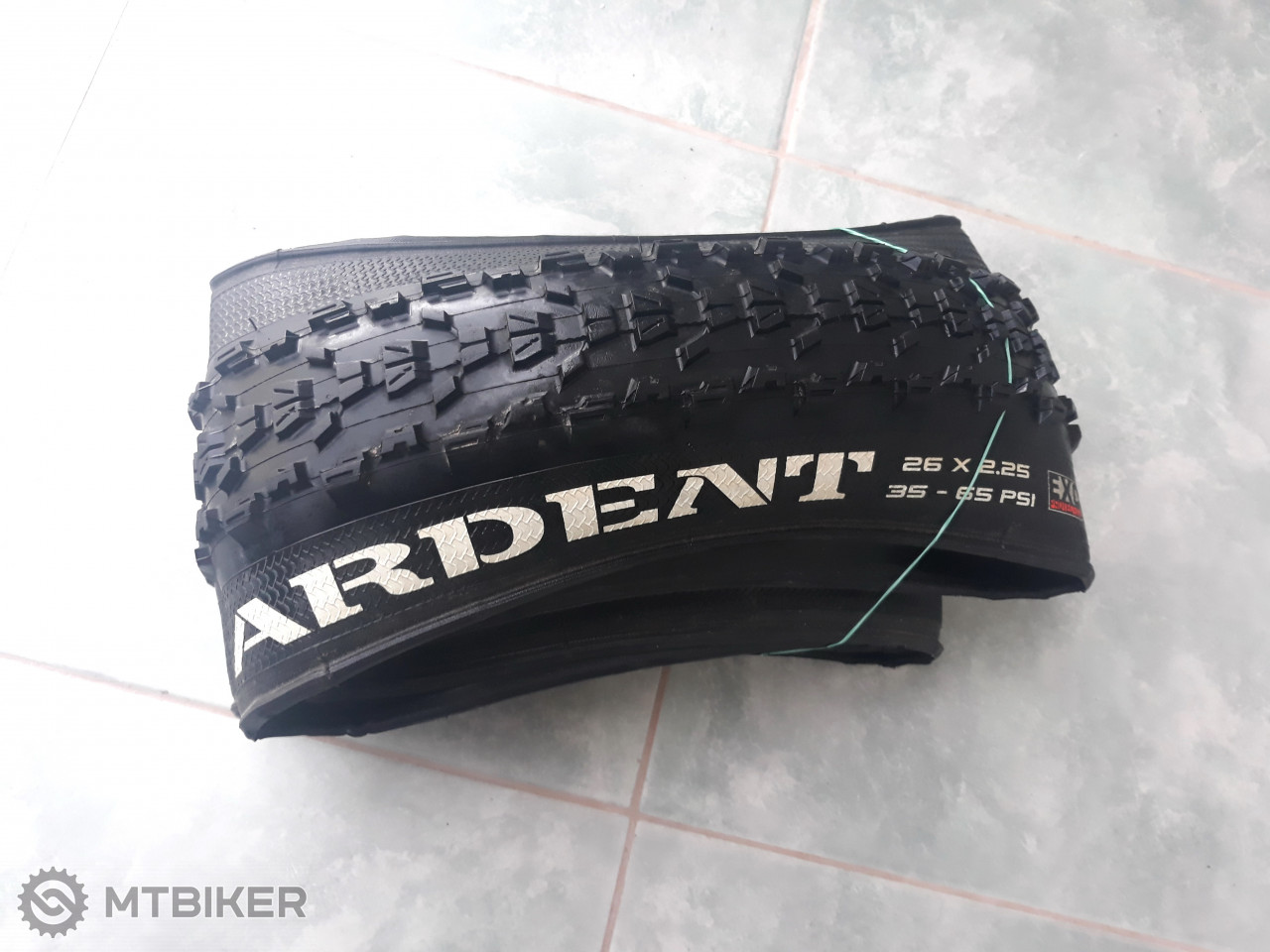 maxxis ardent 2.25 29