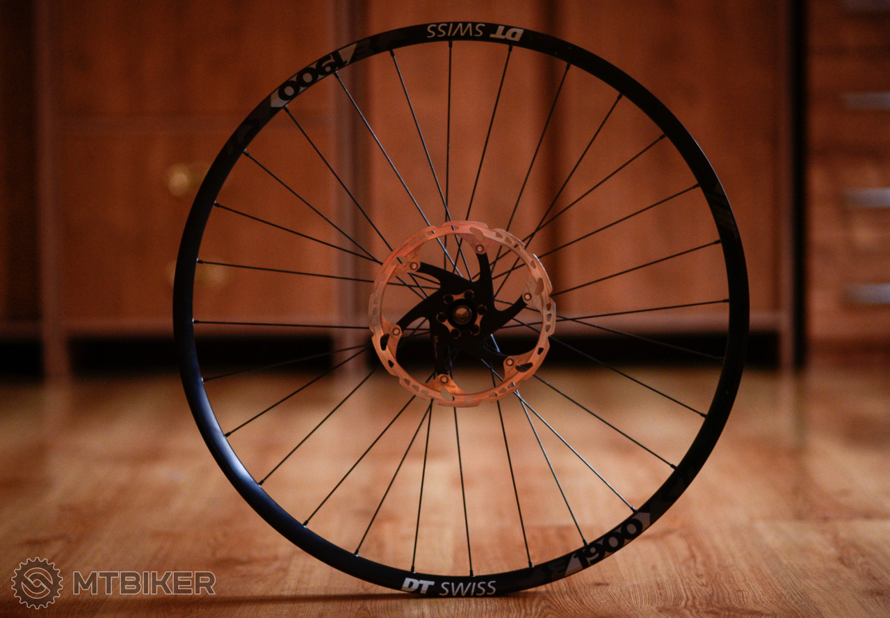 dt swiss e 1900 spline 30 29 wheel