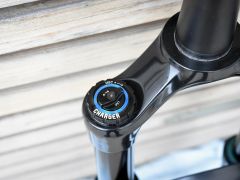 Vidlice 29 Rock Shox Yari Lyrik Charger 2.1 RC2 130 mm Upgrade SKF