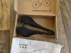 Karbonové sedlo ElitaOne 3D-Sr (kopie SLR Boost) 145mm