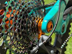 YT Capra 29" CF Core 4 / Nox Blue / L / Jedinečný build