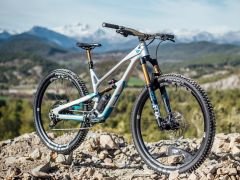 YT  Jeffsy  29  CF  Pro Race