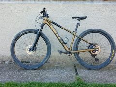 Bicykel Cube Acid 16, 27,5