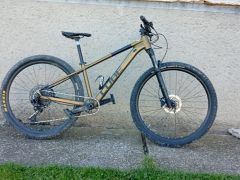 Bicykel Cube Acid 16, 27,5