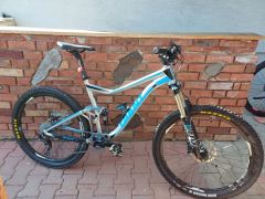 Giant trance 1