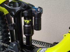 Fox Float x Performance