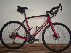 Trek Domane Sl6, r. v. 2022 crimson/black veľ. 58