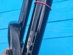 Rock shox yari rc 160mm