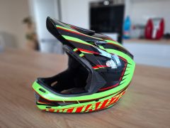 Specialized Dissident Comp
