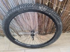 Predné koleso 29 na rýchloupinak, náboj 135 Shimano, plášť 2,4