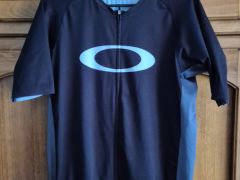 Oakley Icon 2.0