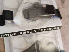 Brzdové destičky Shimano resin 2 páry nové